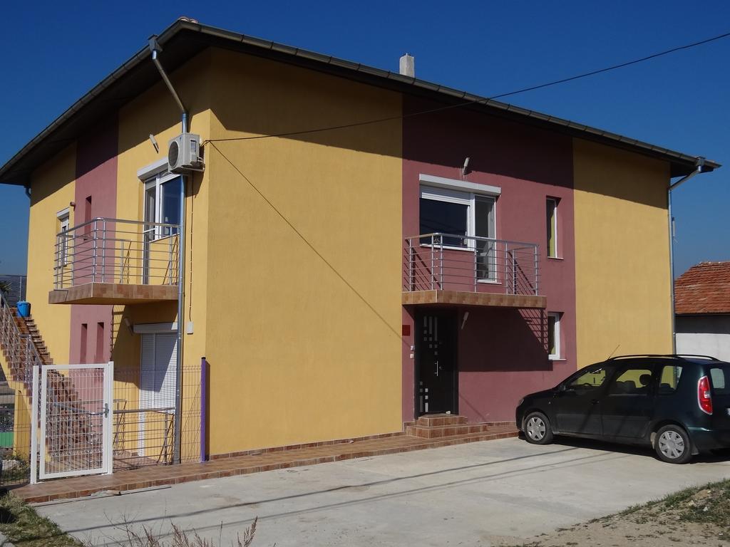 Strumyani Guestrooms Struma Dolinata מראה חיצוני תמונה