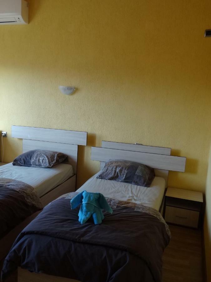 Strumyani Guestrooms Struma Dolinata חדר תמונה